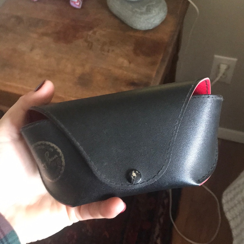 Ray ban sunglasses case